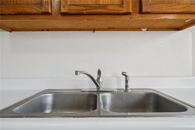 209 Depot St, Youngwood, PA 15697