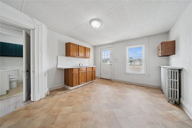 209 Depot St, Youngwood, PA 15697