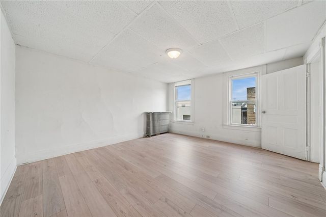 209 Depot St, Youngwood, PA 15697