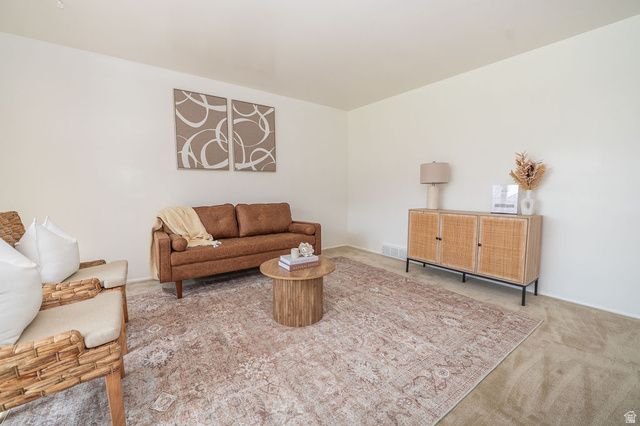 1014 PEACH DR, Ogden, UT 84404