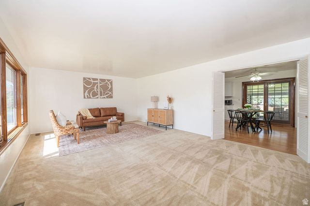 1014 PEACH DR, Ogden, UT 84404