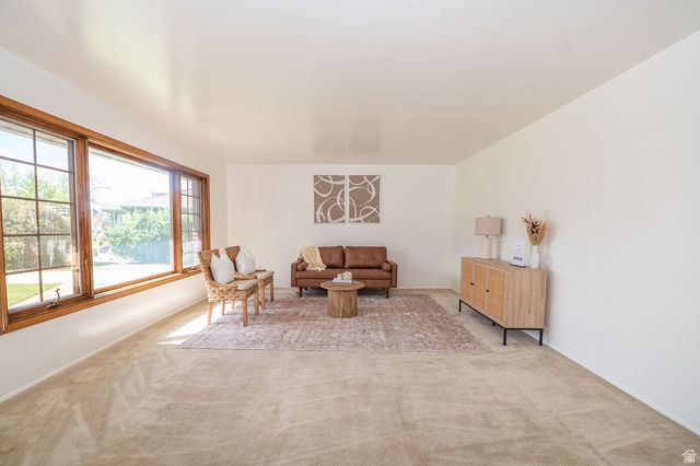1014 PEACH DR, Ogden, UT 84404