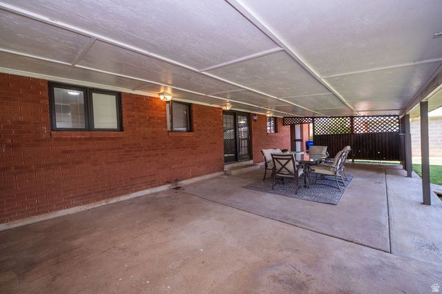 1014 PEACH DR, Ogden, UT 84404