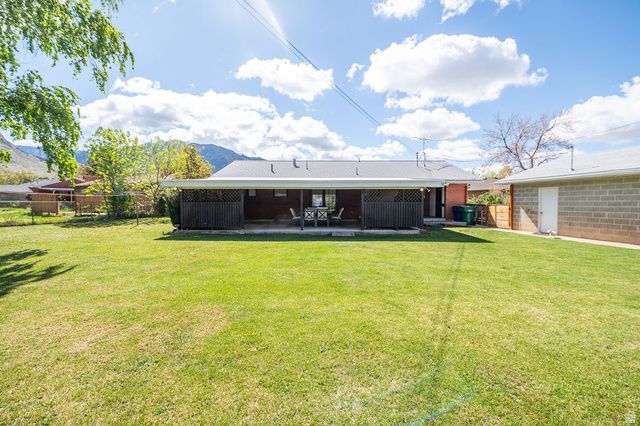1014 PEACH DR, Ogden, UT 84404