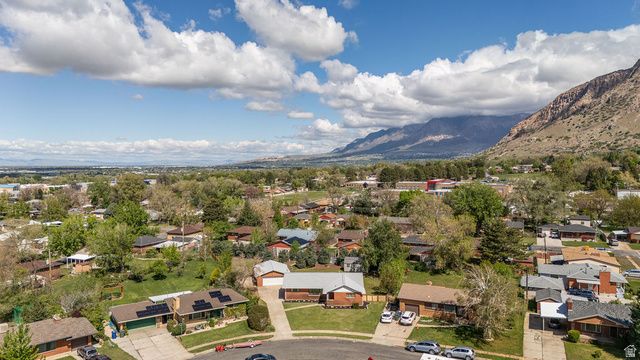 1014 PEACH DR, Ogden, UT 84404