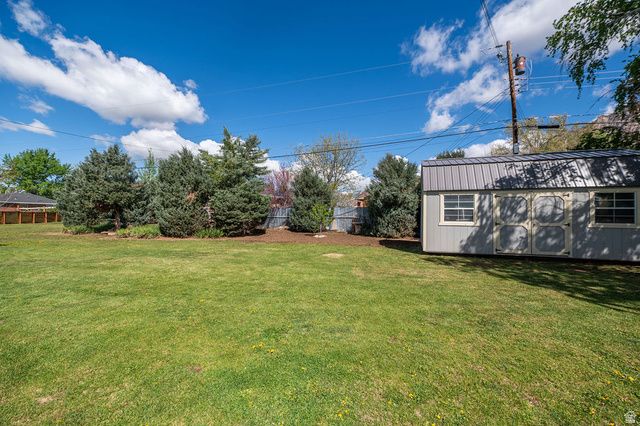 1014 PEACH DR, Ogden, UT 84404