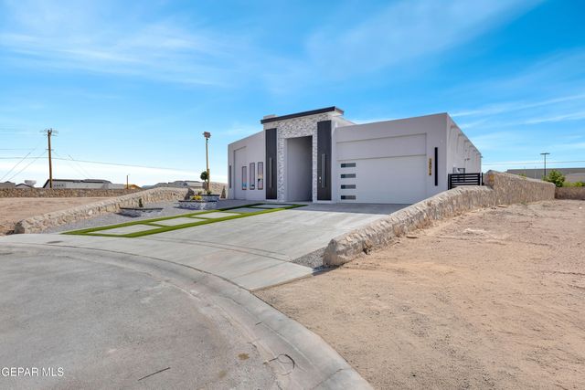 13845 CENTRO VISTA Avenue, Horizon City, TX 79928