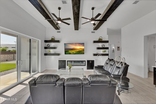 13845 CENTRO VISTA Avenue, Horizon City, TX 79928