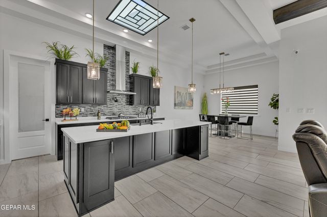 13845 CENTRO VISTA Avenue, Horizon City, TX 79928