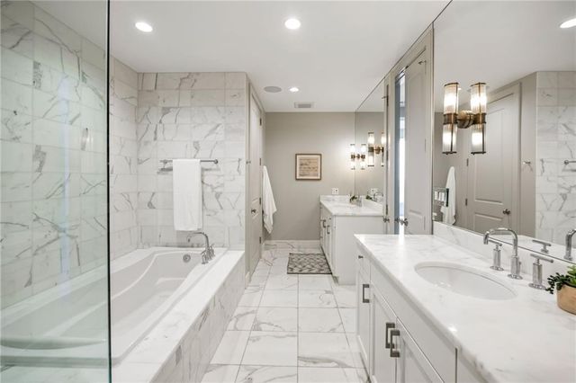 3630 Peachtree Road NE 2604, Atlanta, GA 30326