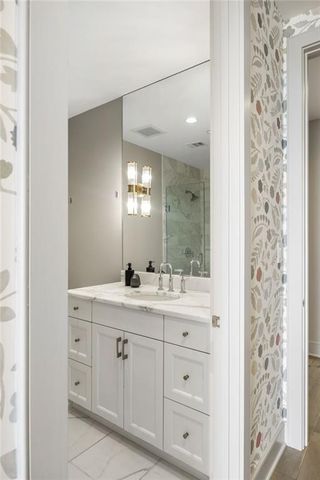 3630 Peachtree Road NE 2604, Atlanta, GA 30326