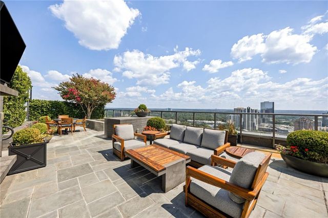 3630 Peachtree Road NE 2604, Atlanta, GA 30326