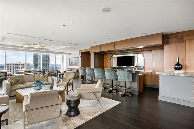 3630 Peachtree Road NE 2604, Atlanta, GA 30326