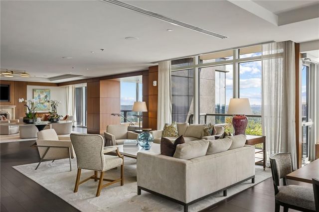 3630 Peachtree Road NE 2604, Atlanta, GA 30326