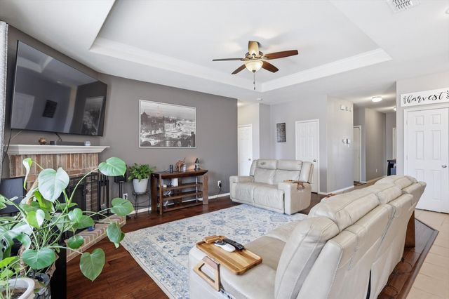 409 Mariscal Place, Fort Worth, TX 76131