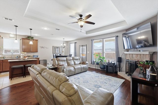 409 Mariscal Place, Fort Worth, TX 76131