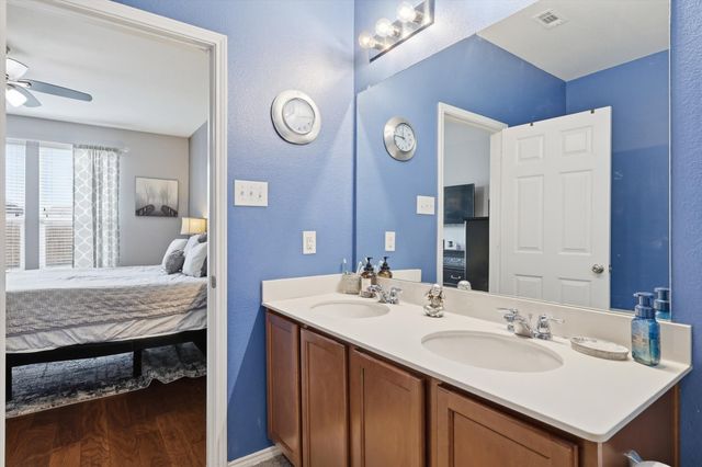 409 Mariscal Place, Fort Worth, TX 76131