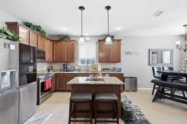 409 Mariscal Place, Fort Worth, TX 76131