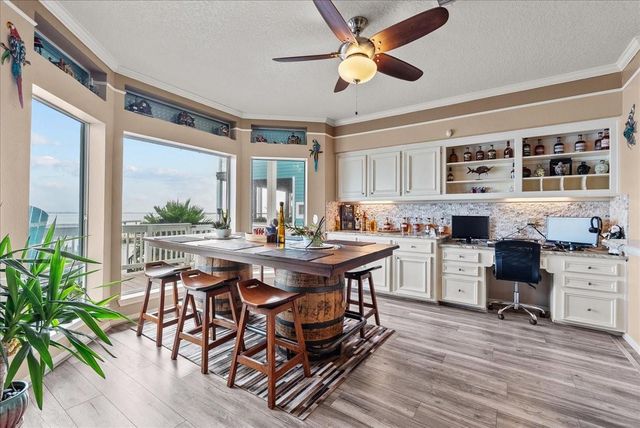 1331 Edwards Drive, San Leon, TX 77539
