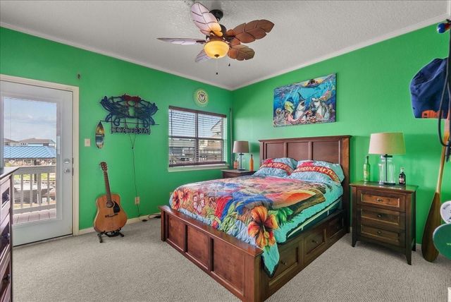 1331 Edwards Drive, San Leon, TX 77539