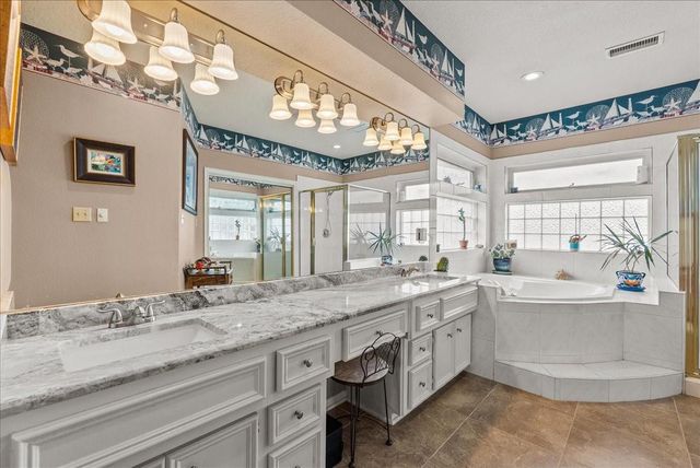 1331 Edwards Drive, San Leon, TX 77539