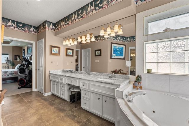 1331 Edwards Drive, San Leon, TX 77539