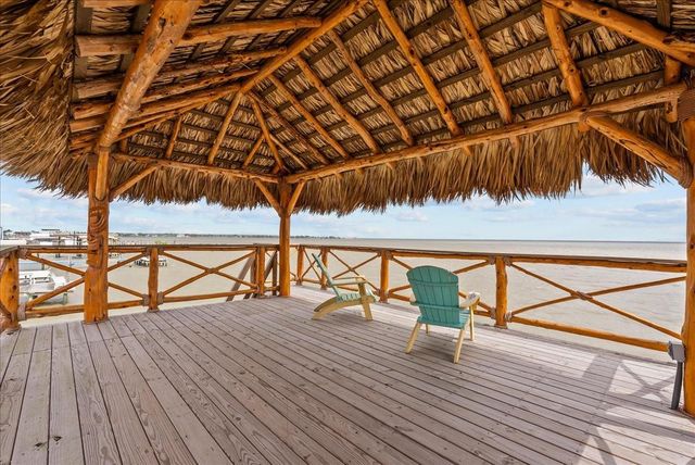 1331 Edwards Drive, San Leon, TX 77539