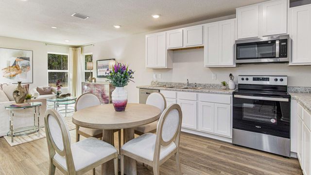 6501 Firefly Drive, Milton, FL 32583