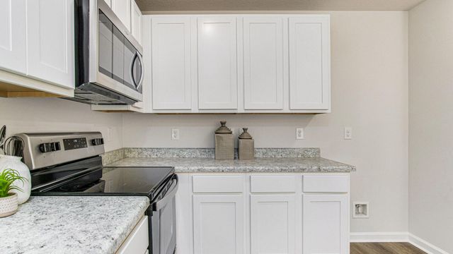 6501 Firefly Drive, Milton, FL 32583