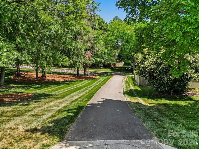 5313 Bentgrass Run Drive, Charlotte, NC 28269