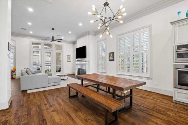 1521 Oakdale Street, Houston, TX 77004