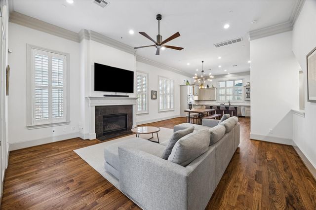 1521 Oakdale Street, Houston, TX 77004