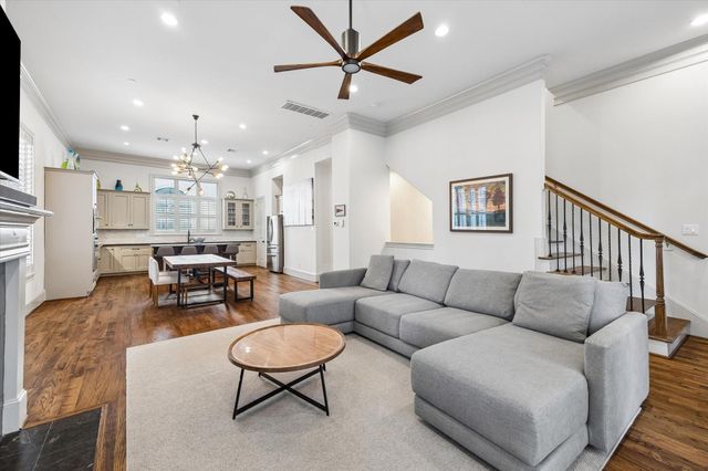 1521 Oakdale Street, Houston, TX 77004