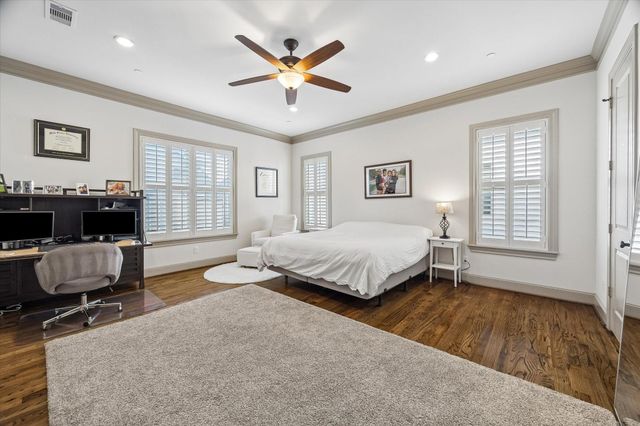 1521 Oakdale Street, Houston, TX 77004