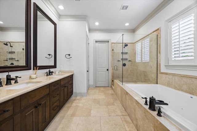 1521 Oakdale Street, Houston, TX 77004