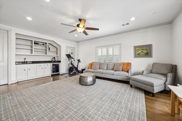 1521 Oakdale Street, Houston, TX 77004