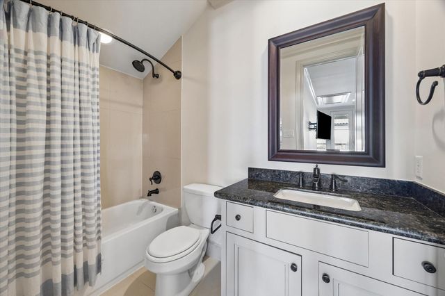 1521 Oakdale Street, Houston, TX 77004