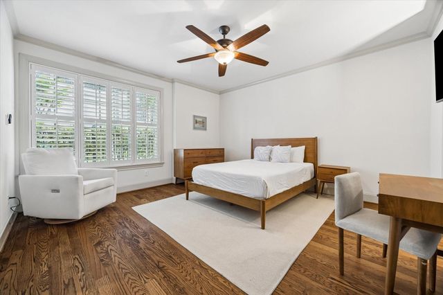 1521 Oakdale Street, Houston, TX 77004