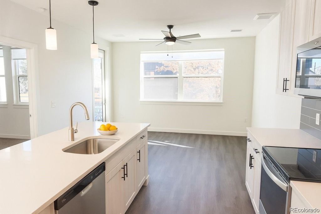 4900 W 29th Avenue 211, Denver, CO 80212