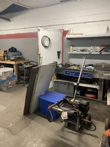 99 Spring St, Fairhaven, MA 02719