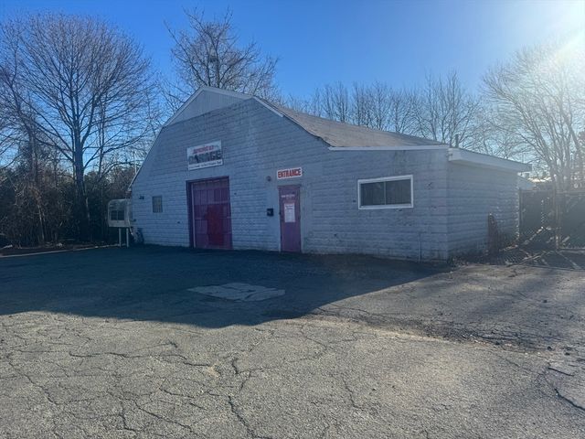 99 Spring St, Fairhaven, MA 02719