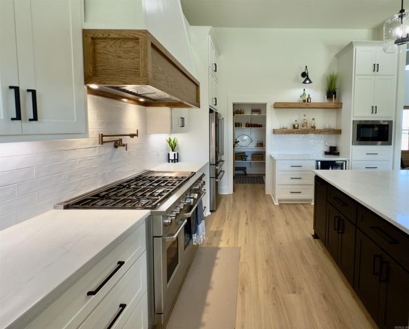 25 Green Meadows Drive, Vilonia, AR 72173