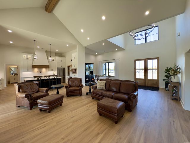 25 Green Meadows Drive, Vilonia, AR 72173