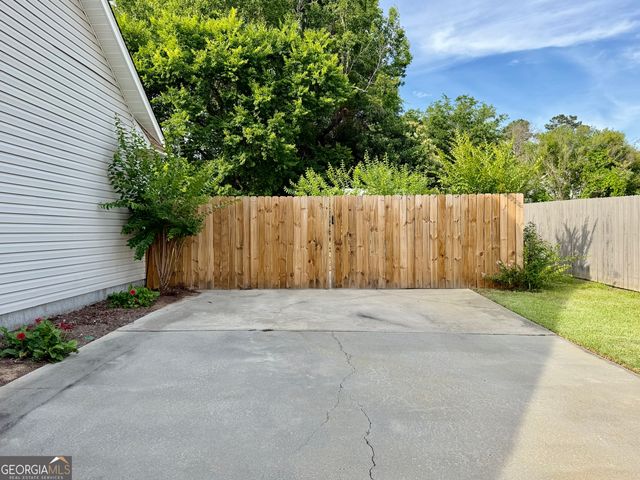 202 Westchester Drive, Dublin, GA 31021