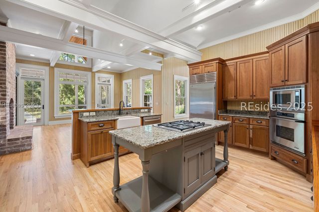 21 Straight Rd, Okatie, SC 29909