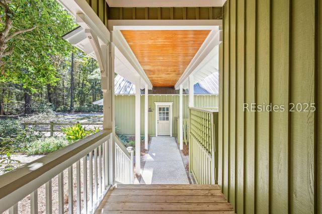 21 Straight Rd, Okatie, SC 29909