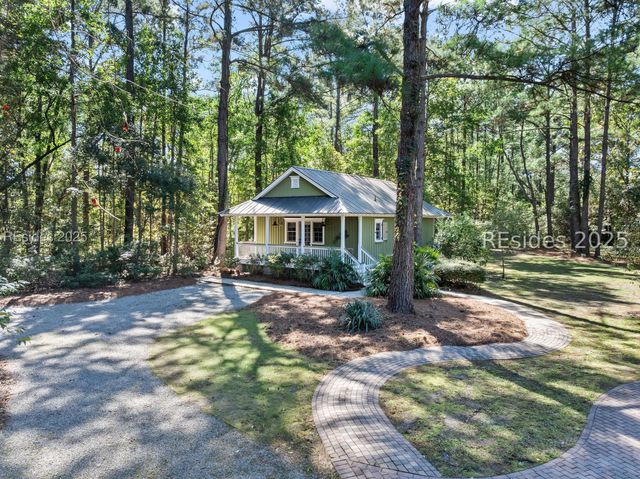 21 Straight Rd, Okatie, SC 29909