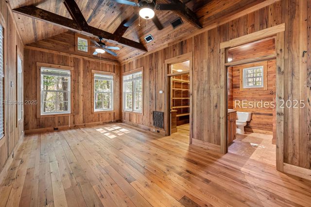 21 Straight Rd, Okatie, SC 29909