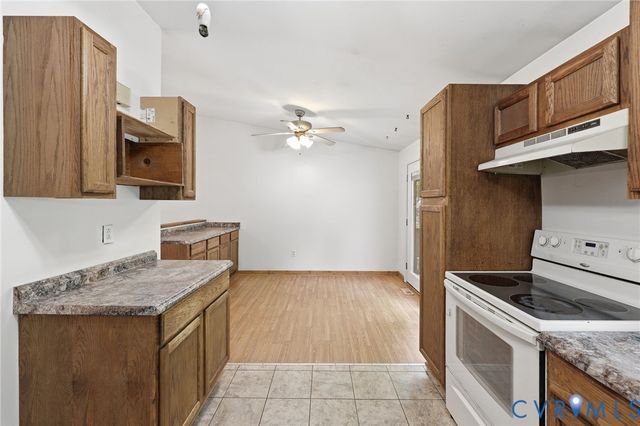 2318 Edenbrook Dr, Henrico, VA 23228