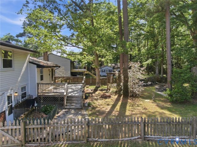 2318 Edenbrook Dr, Henrico, VA 23228